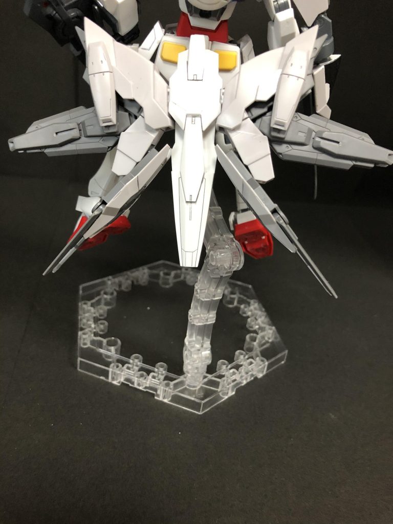 ビット
ファングと同様に遠隔操作型の兵器。
三つに分離する。