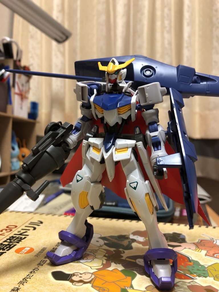 素組みです。元々が悪魔モチーフであり、デフォルトで太刀を持ってるので武将系の方が似合いそうではありますが、そっち系は既に多くの方が投稿されてたので逆を行こうと騎士タイプに狙いを定め、この形になりました。