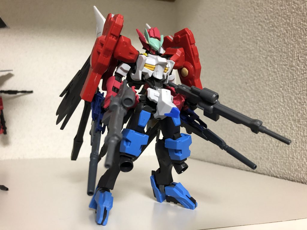 仮組み状態
今回合わせ目消し意外にも、パテを使った形状変更、肉埋めなどを行ったから
以前のヴィクトリア以上に制作に時間かかった……
まぁそのおかげで中々良いのが出来上がって達成感もあって良き良き

ツラツラと長い文章多めですけど
見ていただければ幸いです