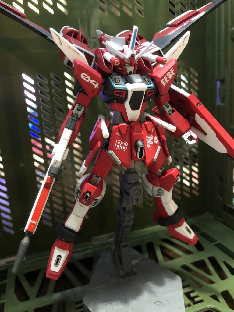 原因不明の空間転移により、いくつかの平行世界が一つになった世界。
ロンドベルと協力関係にあるザフトから技術協力によりストライクフリーダムとともに配備された機体。
パイロットは
ロンドベル治安維持遊撃部隊
チームライトニング所属
エステル.グランツ少尉♀

ハイパーデュートリオンエンジンとサイコフレームの融合に成功している。

という妄想であります。