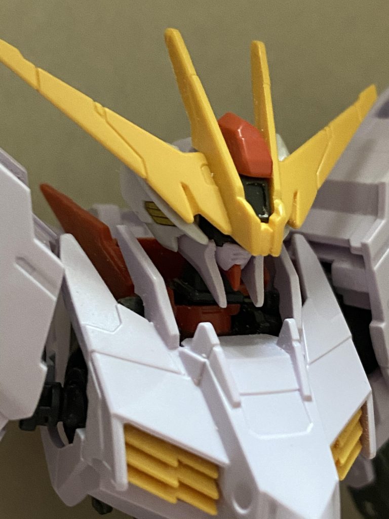 頭部は小さく感じたのでルプスレクスの頭部を少し加工して取り付けました!