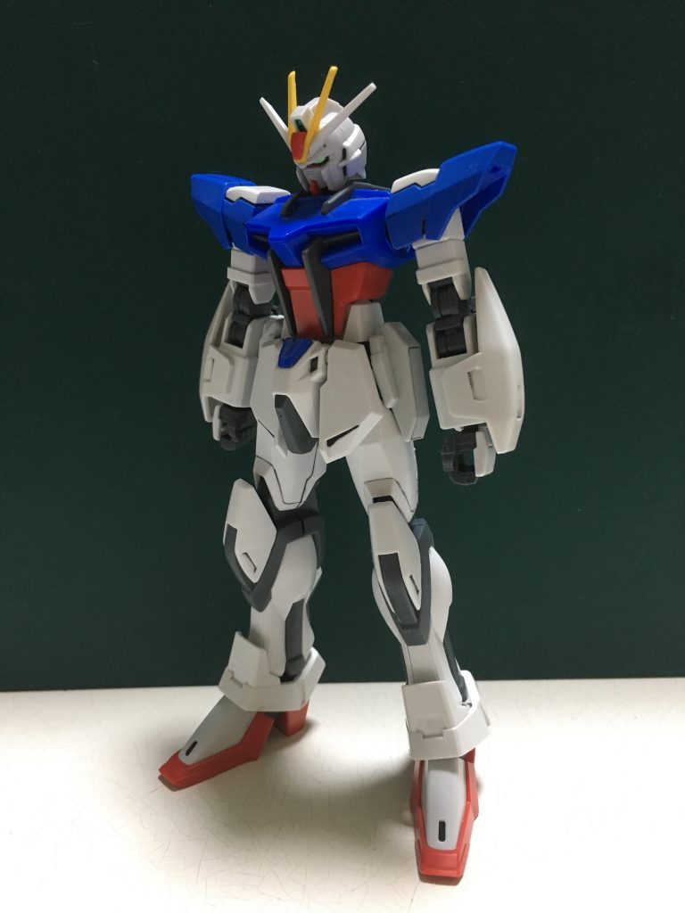 ストライカーガンダム–3枚目/制作者：ゆうじ