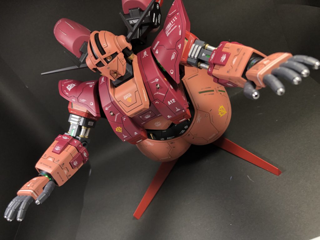 HGジオング・シャア専用カラー–7枚目/制作者：ぽんじゅ