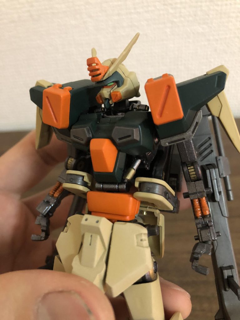 塗装中、我慢出来なくて途中で組んじゃったやつ