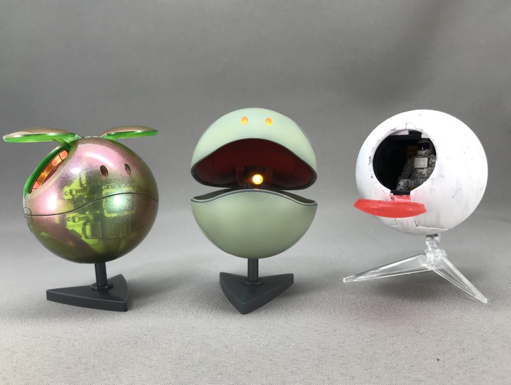 歴代のハロ達と。
コンセプトが違うと色々楽しめますね。