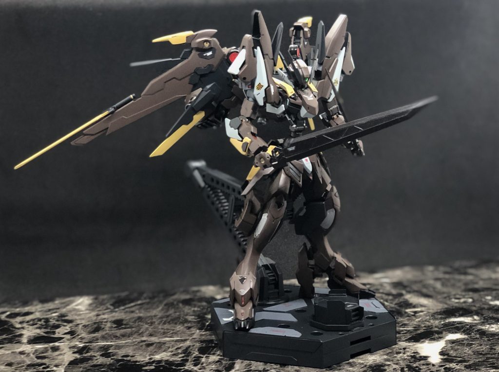 ツインソード
バックパックブースターに取り付けている