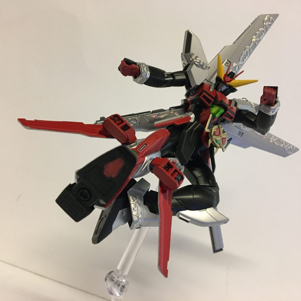 必殺技 ダークネスムーンブレイク‼️
可動域もほぼ問題なく動き、再現できて嬉しいです😆