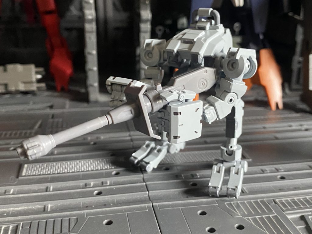 二足歩行モビルワーカー–4枚目/制作者：@Sir25819231