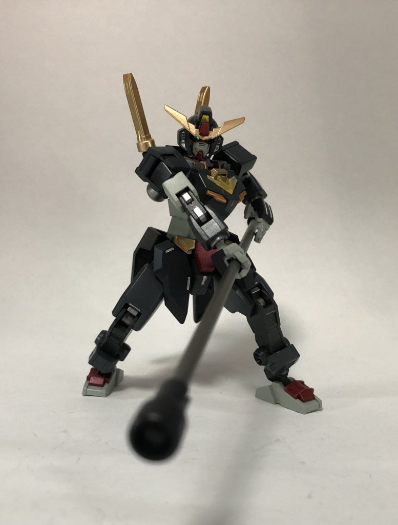 武装:ハエタタキ

ネオコリラガンダム形態のメイン武装
長い杖の形をしており、魔法の杖ではなくこちらは打撃武器としての棒