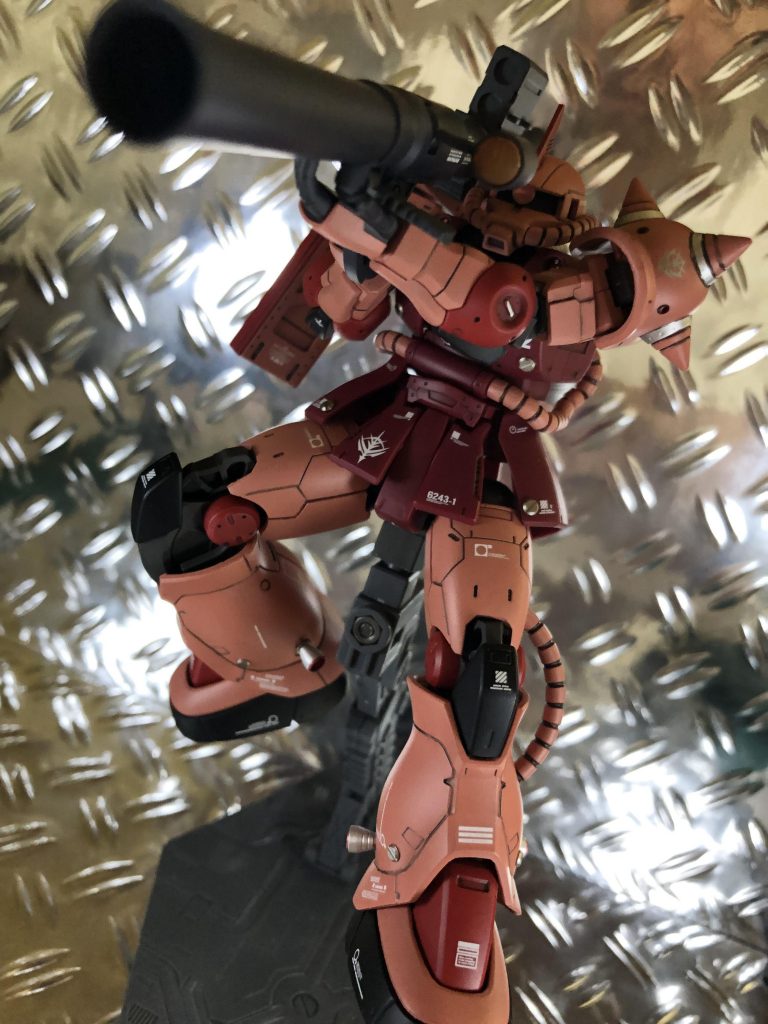 HGオリジン版ザクⅡシャア専用カラー–6枚目/制作者：ぽんじゅ