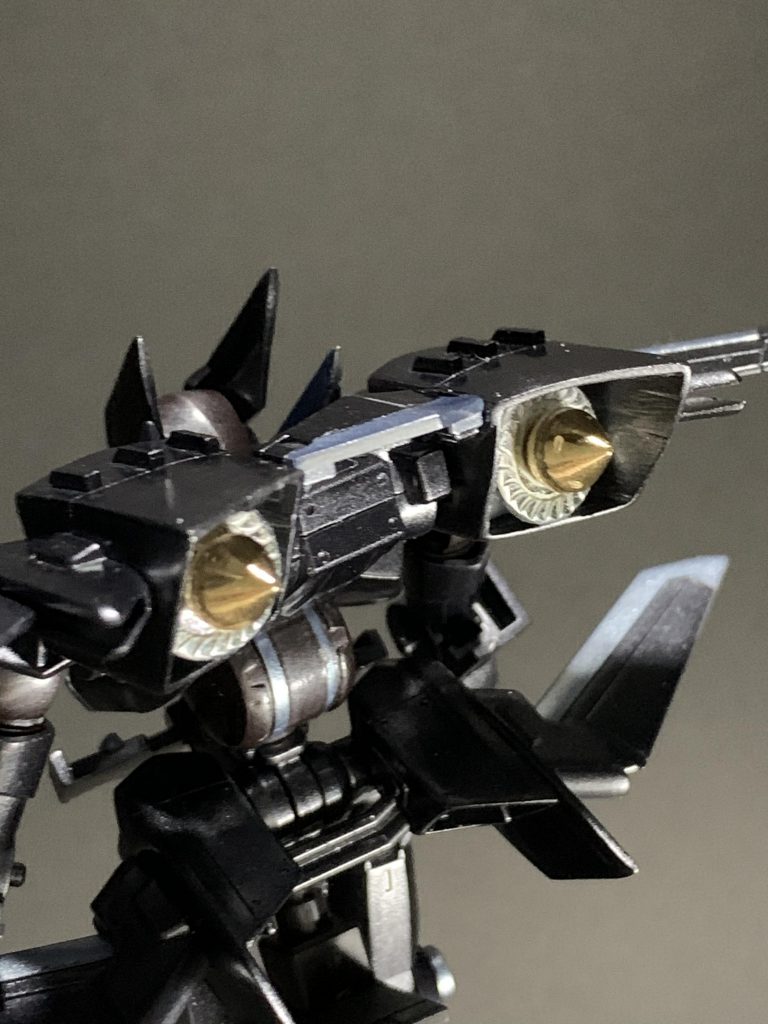 ジェット背部もメタルパーツを組み合わせてジェットっぽく改造。