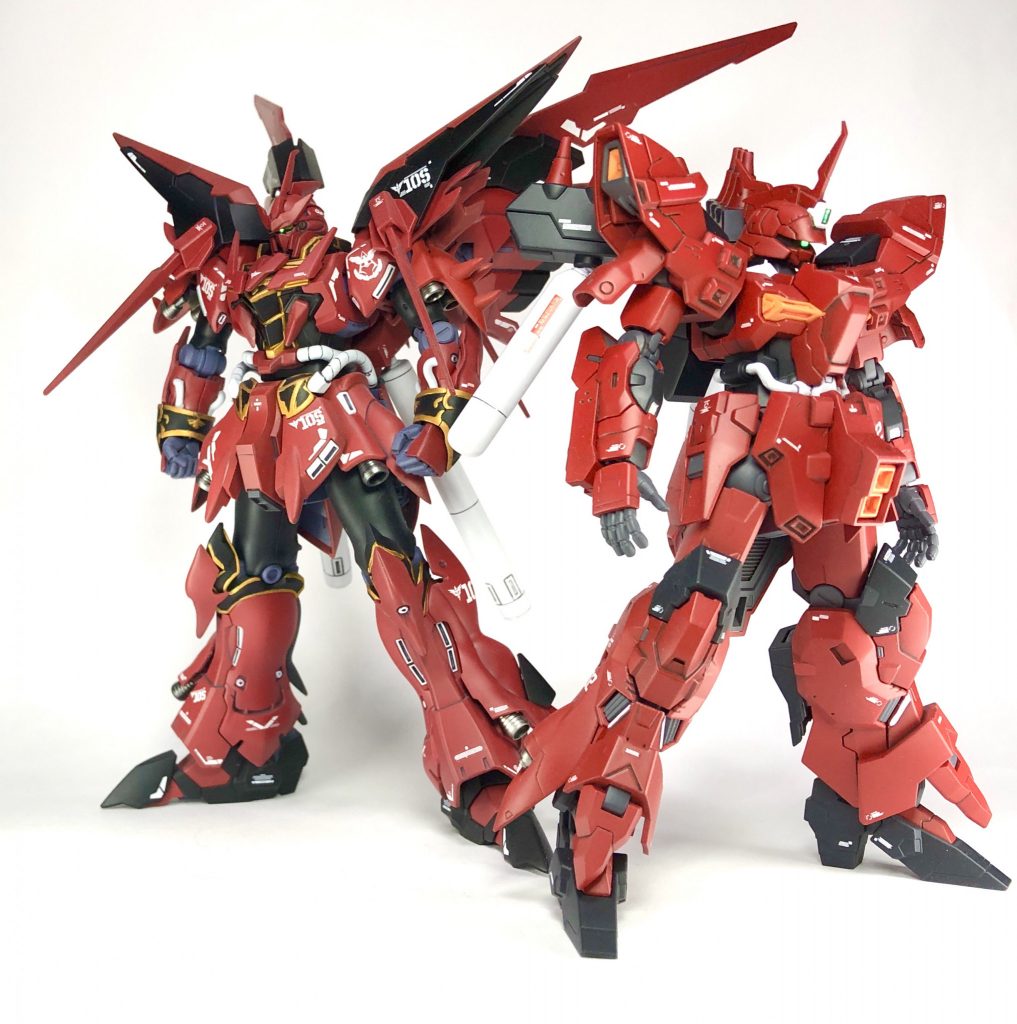 シナンジュ・レゼアとの揃い踏み。バルギルは『逆襲のシャア』公開当時「もっと軽量化されたサザビーがあればなー」と思っていたまさにそれなので、とても気に入ってますね。