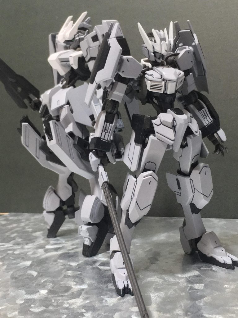 フェインとのツーショット。作ってから1年半が経ち、色々と感じ入るものがあります。