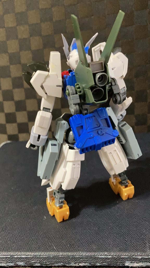 塗装前です　　(しれっとバックショット)