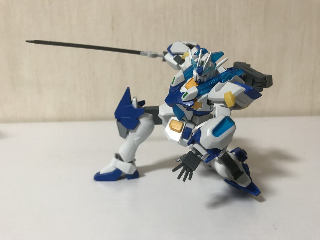 ジョイントを付けることで背部に2つまで武器を装備させることが出来ます。