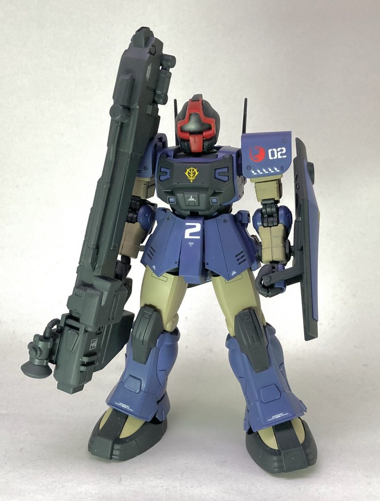 どうせならキレイなドム目指してみました。ちょっと頭大きめ。名前もアクドムとしました。