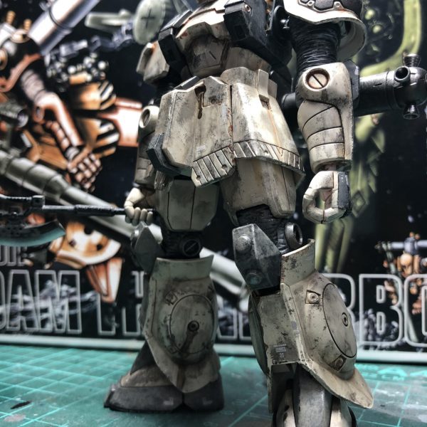 サンダーボルト版　MS-05 ZAKU I（旧ザク）