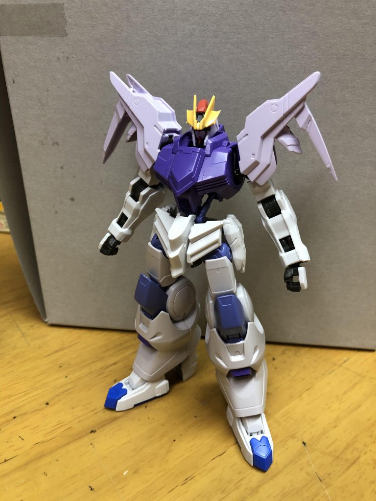 悩んでたあたりです。結局、ここにルプスのパーツが追加されました。