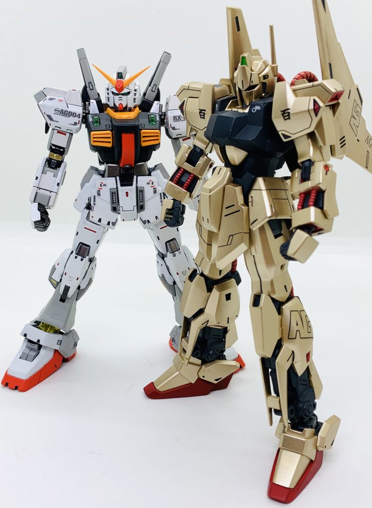 念願の百式とのツーショット…いやぁ最高ですね