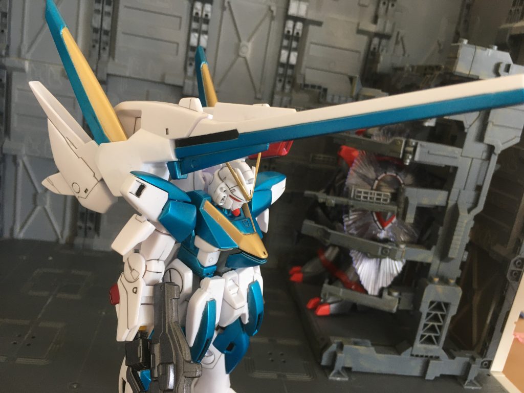 メガビームキャノンバレルユニット
1/100サイズなので結構な長さになります。パーツは白と青は塗装で塗り分けてます