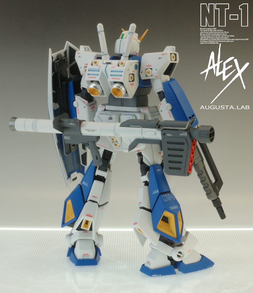 シールド裏もエナメル塗料で塗りわけ。