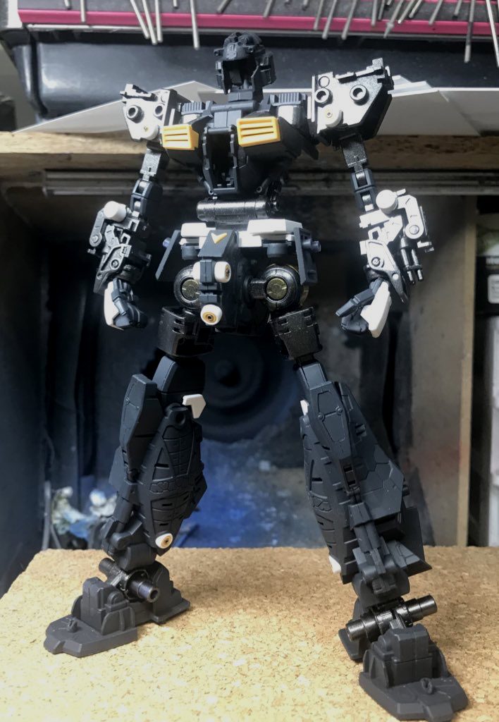 フレームももちろん塗装。