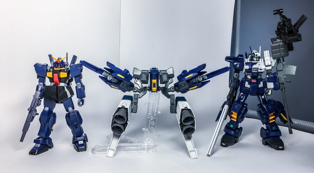 ## 大きさ比較
通常のHGUCガンダムMk-Ⅱと比較、かなりの大型である事が分かる