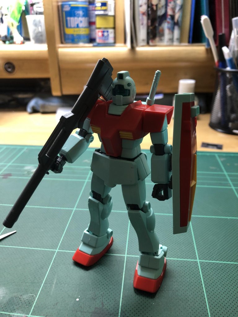 どの武器が似合うか色々試した結果，ジム改のハイパーバズーカ改が違和感なかったのでこれに決めました