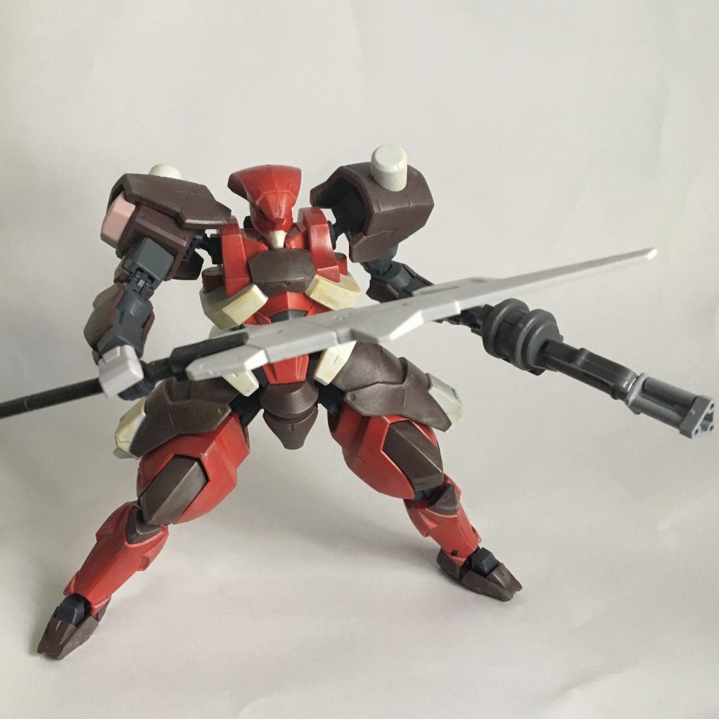 バルバトスルプスレクスの
テイルブレードを改造して作った専用ブレード。