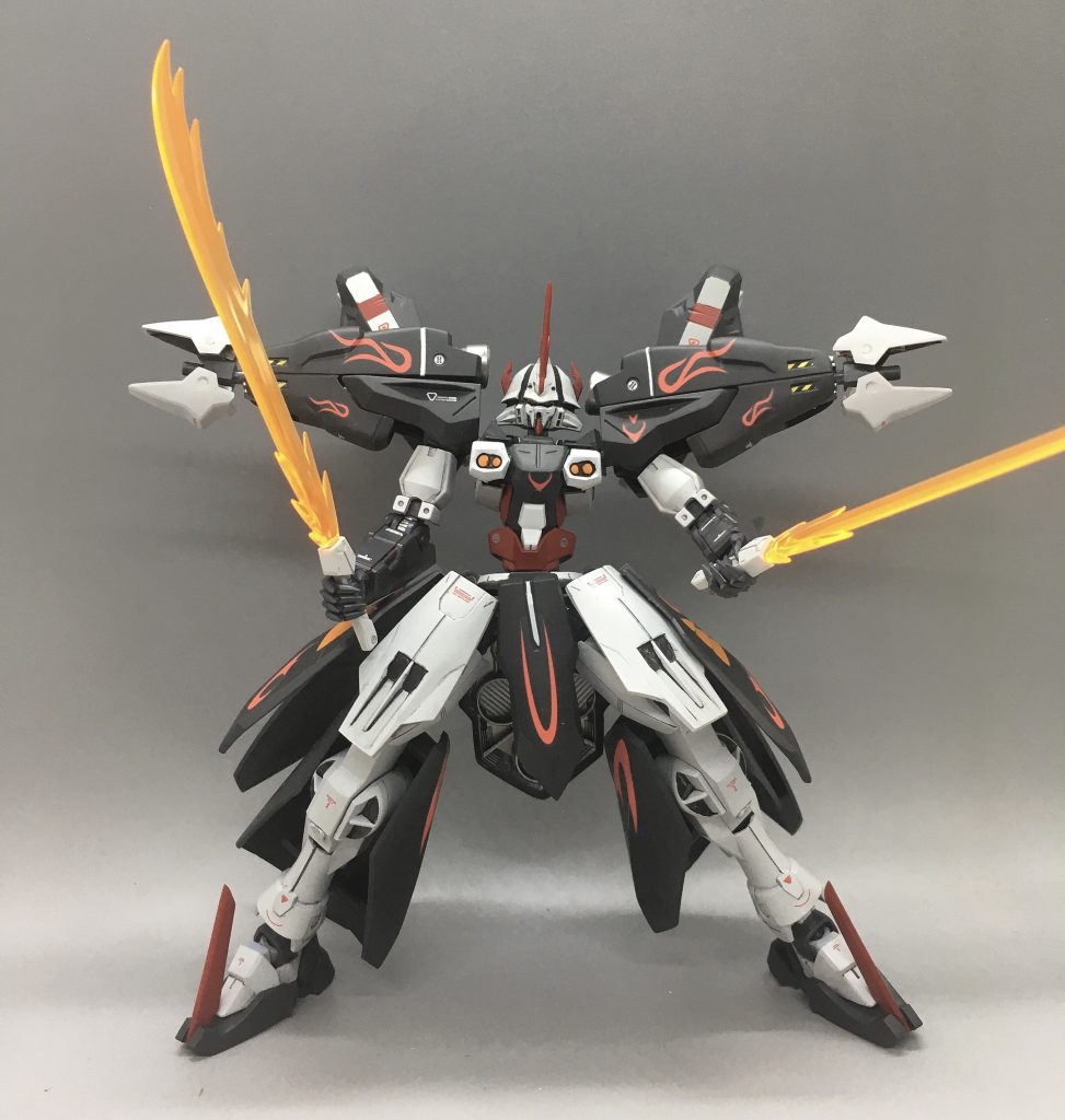 今回はトライバルデカールを使用して禍々しさを出してみました。
ビームソードはコトブキヤのものを加工して使用。