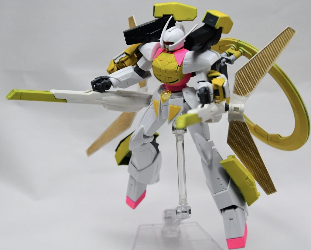 また先ほども紹介したが月光蝶を圧縮して砲撃に用いることも理論上可能で、こちらは実際テストプレイで使用され、軸線上のすべての人口物を灰に返したが、反動として砲身も耐えきれず一発限りの技となってしまった。