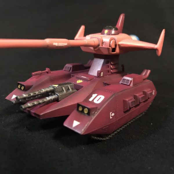 シャア配下マゼラアタック隊指揮官機