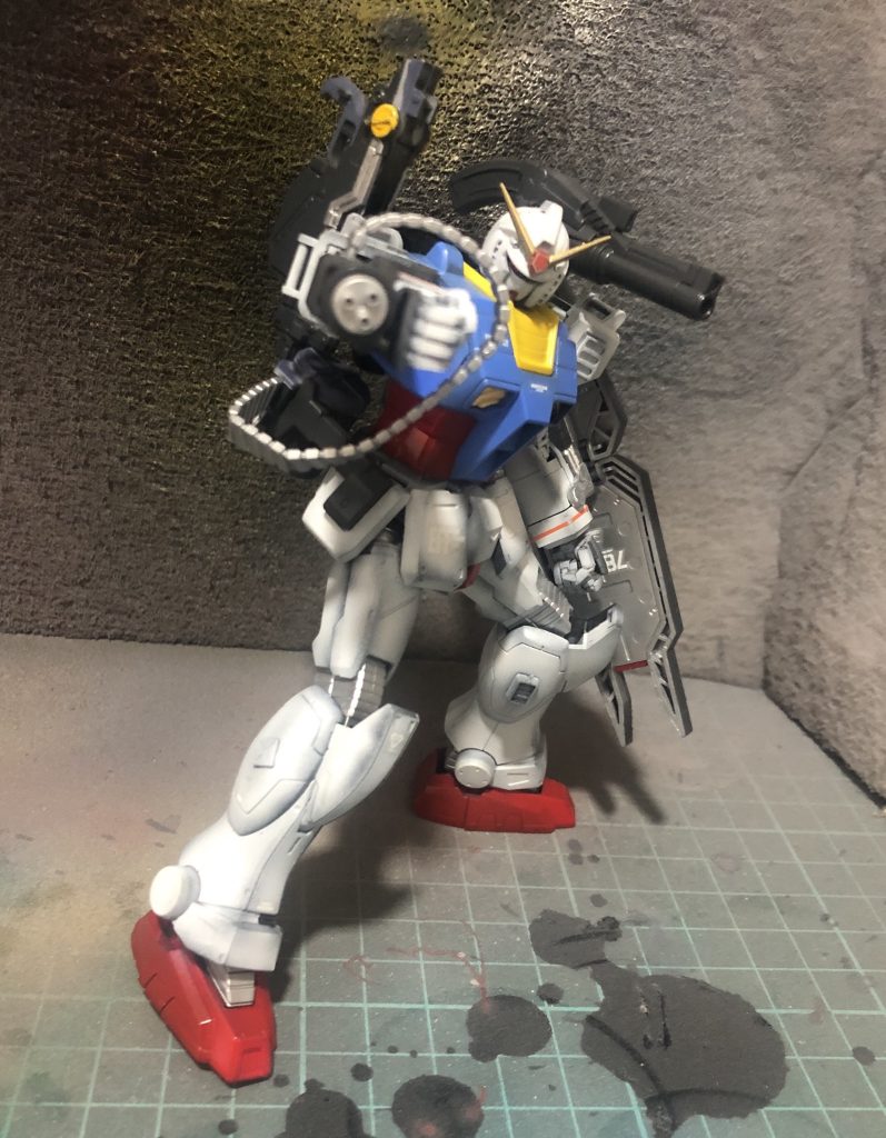 初めてのグラデーション塗装になるので、どうなるか不安でしたが、なんとなくそれっぽくなって良かったです。