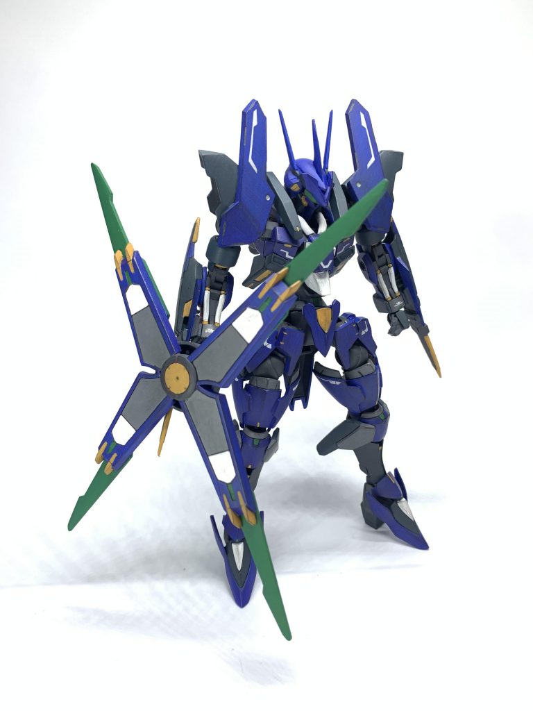 大型手裏剣「ファントムブーメラン」