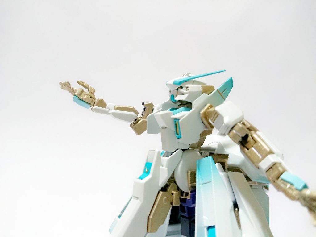 塗装が剥がれないかヒヤヒヤしながらポージングもしました。









制作行程…といっても、特に工作ができるわけでもないので組んで塗っただけですが