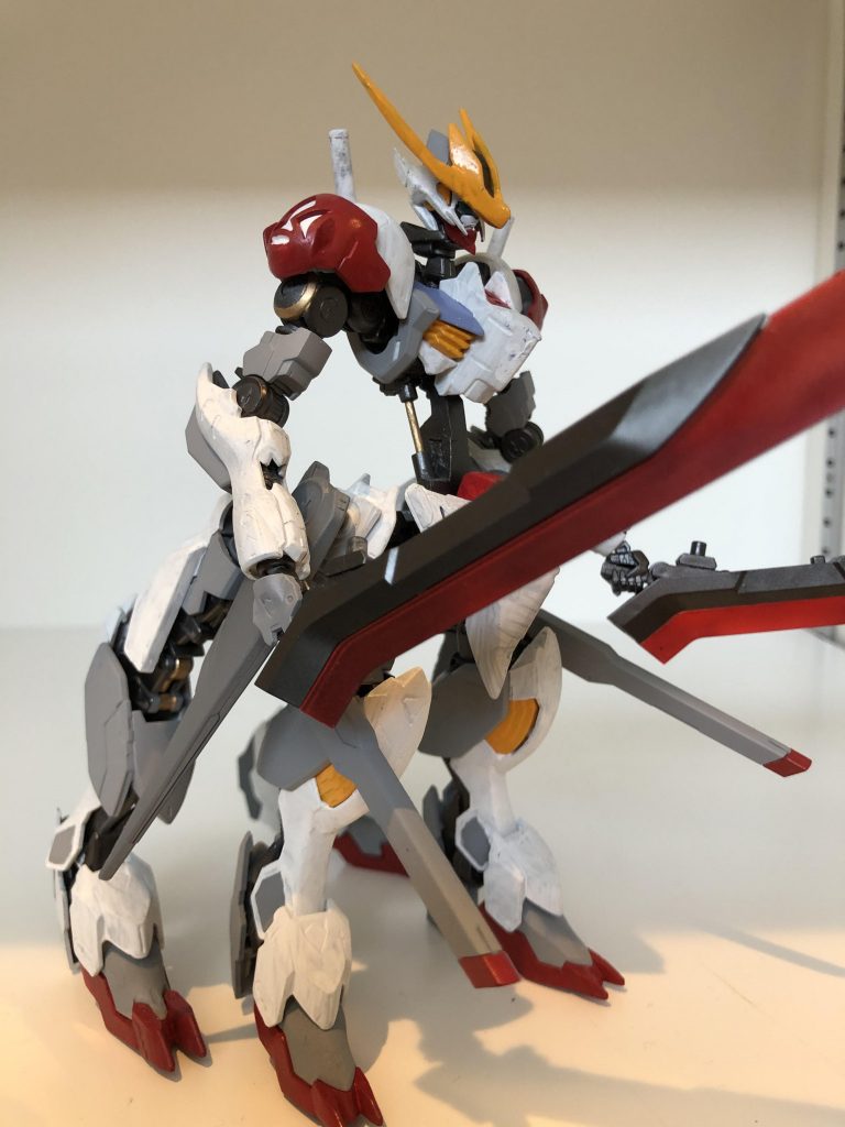 新たにレールガンが2機追加され、強力な突撃性能で陸戦を制します