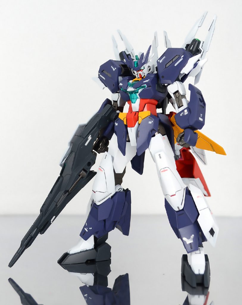 ■塗装レシピ(すべてガイアカラー)
白:EXホワイト
紺:マーズダークブルー
濃紺:ミッドナイトブルー
赤:EXレッド
黄:ビビッドオレンジ
関節:ガンメタル
センサー:クリアーグリーン
墨入れ:タミヤ墨入れ用塗料ダークグレイ、ブラック
市販の水転写デカールを使用し、つや消しコート。