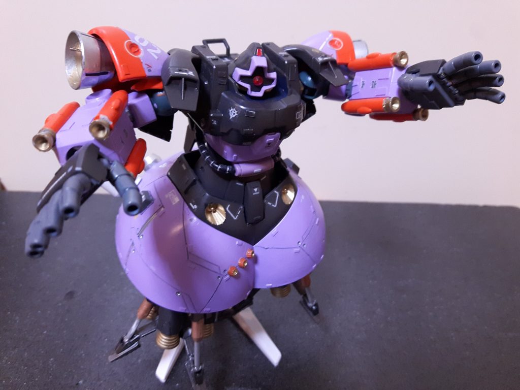 サイコミュドムさんでしたー最初はもっとゴテゴテしてたのですが、これに落ち着きました。はじめてのガンダムカラーパープル💜綺麗💜
閲覧ありがとうございました✨