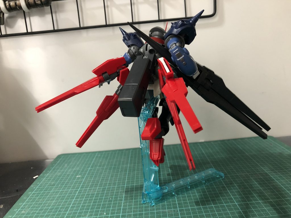 今回は珍しく最初からミキシングがキマり、あとはディティールを増やしていく作業でした