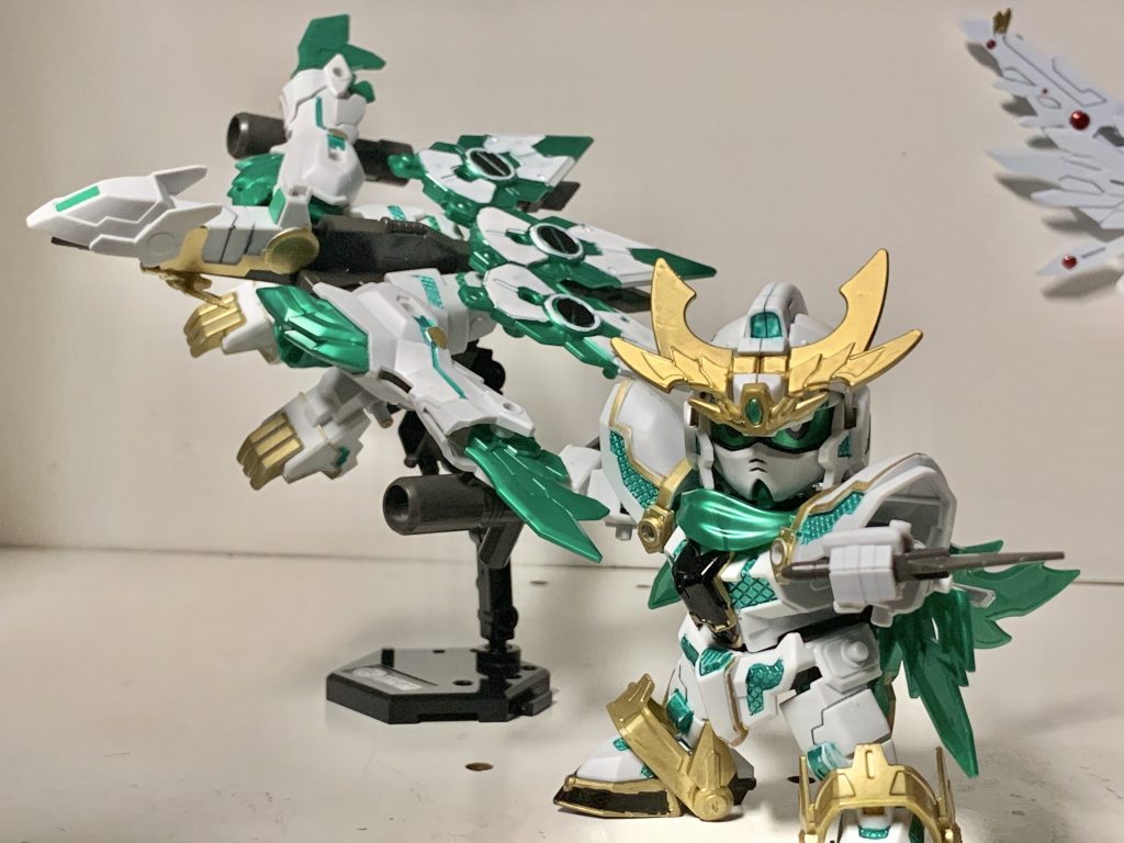 「手裏剣変化!シノビなれども忍ばない!!」
シノビ形態!サポートメカの武装装甲八鳥・極かっこよくてディスプレイが悩ましいーー!!!