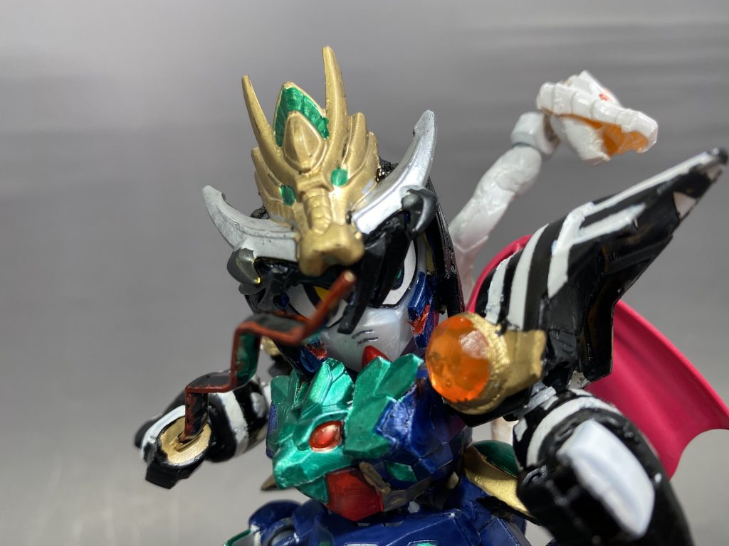 しゃばろアイをオッドアイに塗装。間に前髪を調整しました。