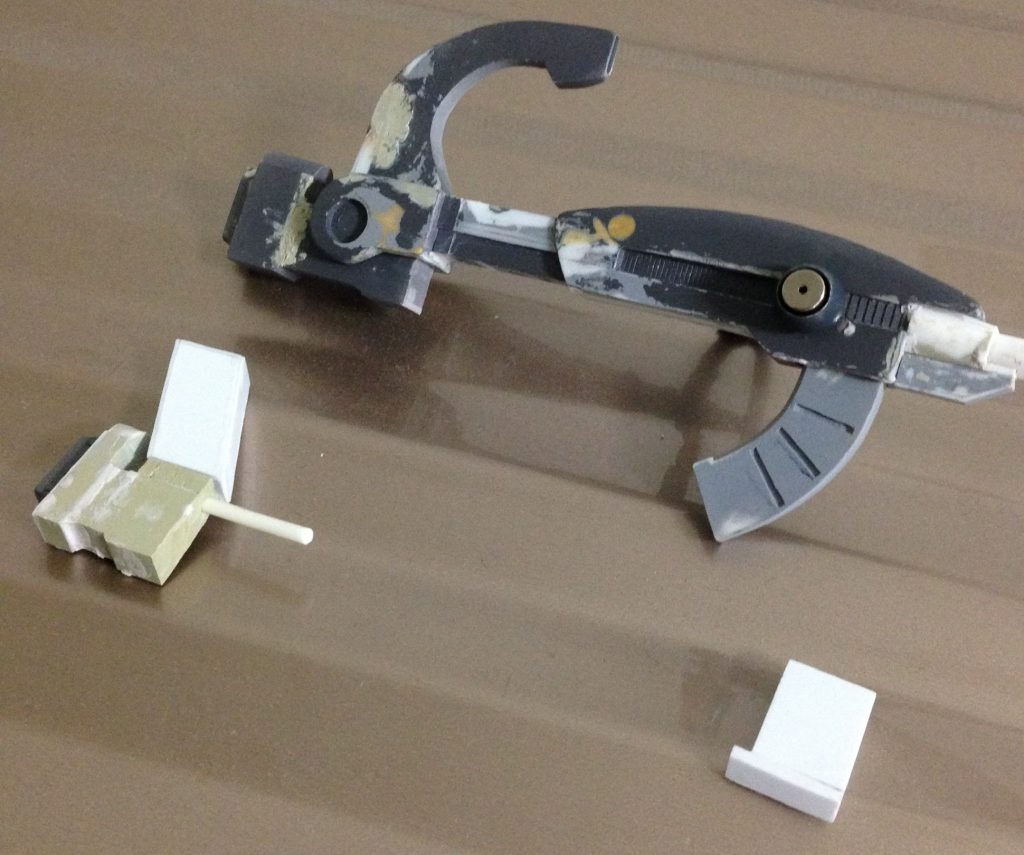 いくつかユニット毎に分解できるので、ザンネックキャノンにも換装できます