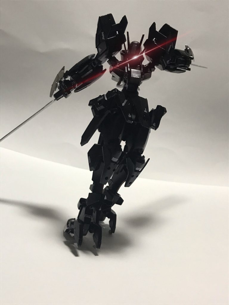 これで終了です!!
設定はあくまで私が考えた設定なので鵜呑みにしないでくださいw m(_ _)m
色々な方が厄災戦時の設定を作りこんでいて対MA用装備が多かったのでならプルーマなどの子機達は?と思い考えて作った設定です。
誤字などあったらすみません!