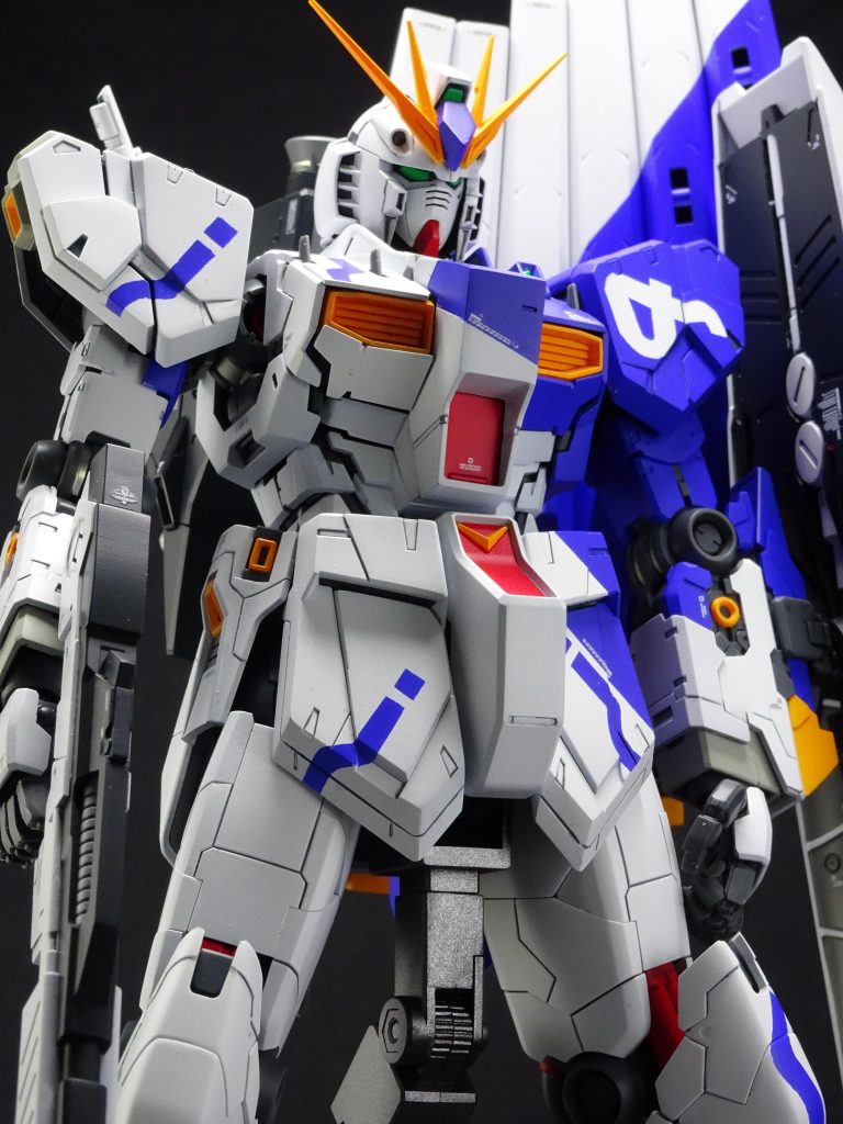 コンテストは、キット指定（ＭＧニューガンダムVer.Ka)・ミキシングＮＧ・スクラッチはＯＫという規定でした。それまで、1/144でミキシングばかりしていた自分にとって、新たなチャレンジとなった作品です。

入賞こそ叶いませんでしたが「ガンプラって、楽しい！」と心から感じることができた、思い出の作品です。

最後までご覧いただき、ありがとうございました。