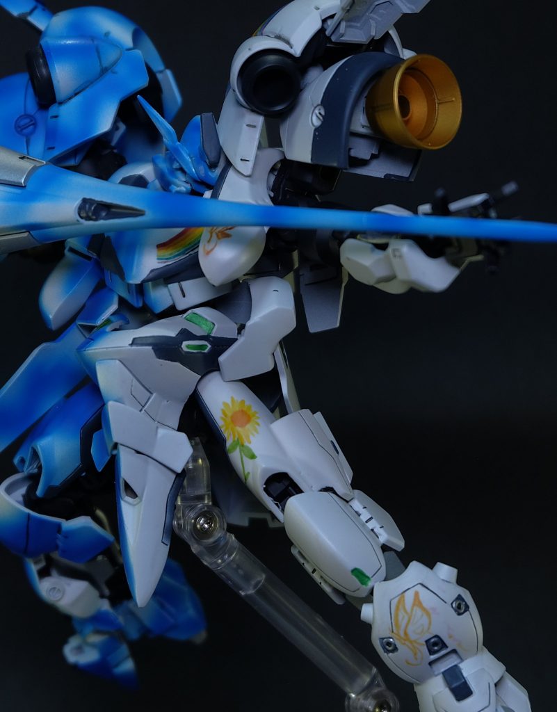 近接武装 ヴァルキュリアランス
ガンダムフレームキマリスに装備されているものと同型の刺突武器である。
希少金属を先端のみに用いることで全体的には軽量化が行われている。