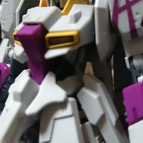 白のライトニング