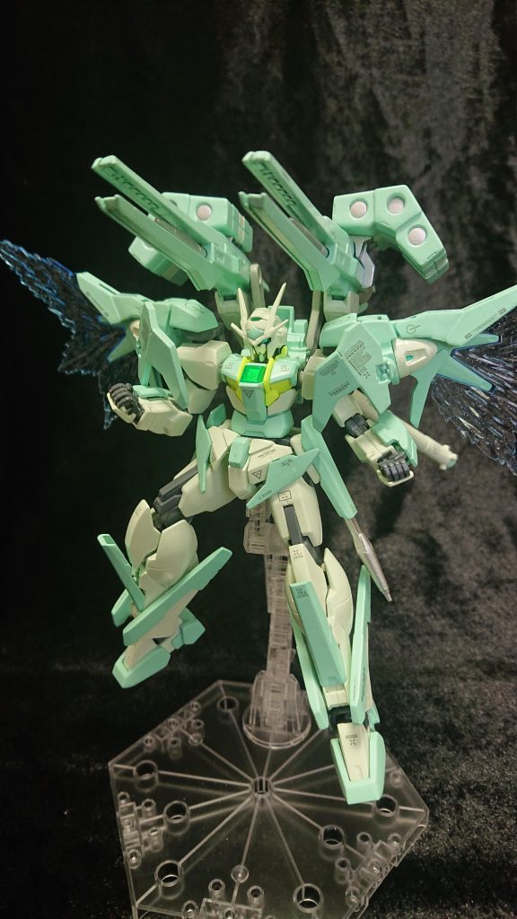 足は自分好みにゴテすっきりにいじりました。