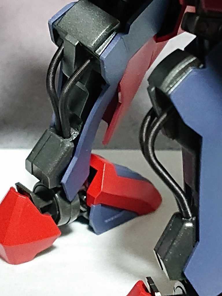 私が最近気に入っているパイプのスプリング変更です。
ウヴァルの足だと隠れないためわかりやすくなりました。