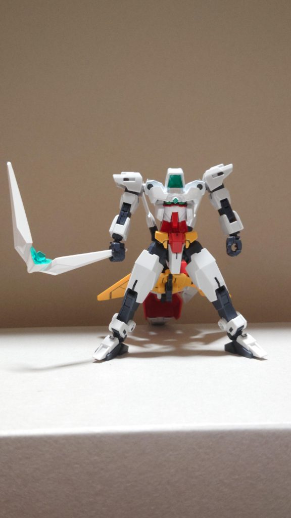 アンテナはネオジム磁石により取り外しが可能。