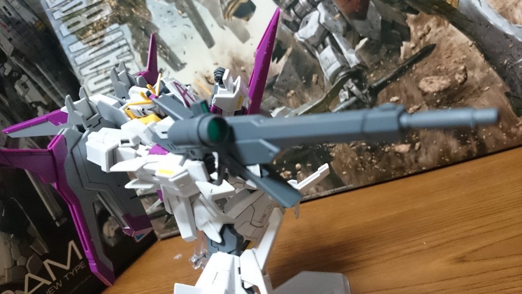 ・ビームライフル
Eパックの部分をガンマカのホワイトで塗装してるっス